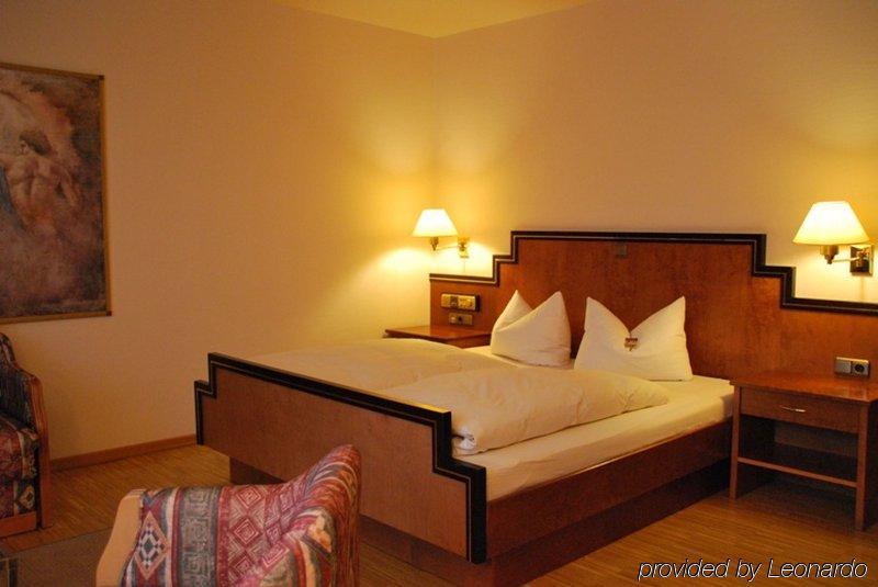Posthaus Hotel Residenz Kronberg im Taunus Rum bild